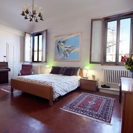 Cozy Apartment With Private Garden - City Center - Floransa Dış mekan fotoğraf