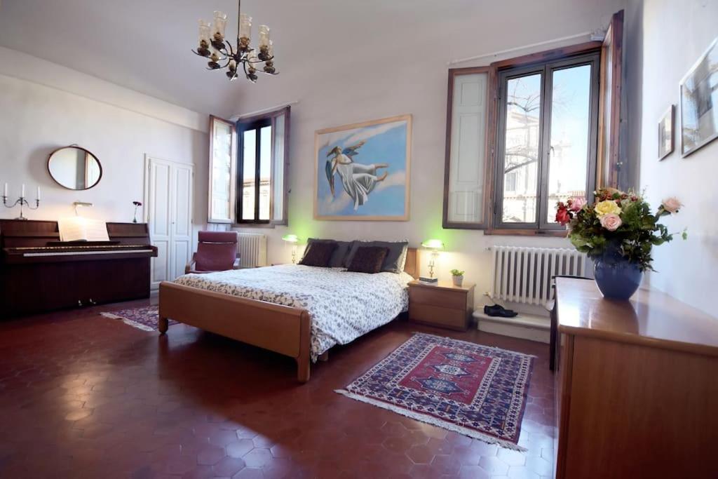 Cozy Apartment With Private Garden - City Center - Floransa Dış mekan fotoğraf