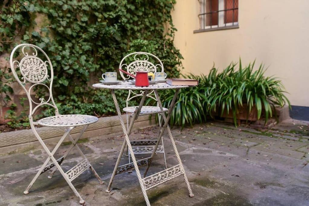 Cozy Apartment With Private Garden - City Center - Floransa Dış mekan fotoğraf