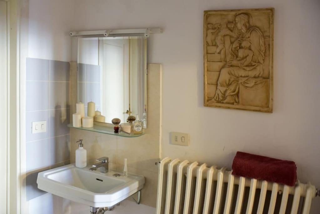 Cozy Apartment With Private Garden - City Center - Floransa Dış mekan fotoğraf